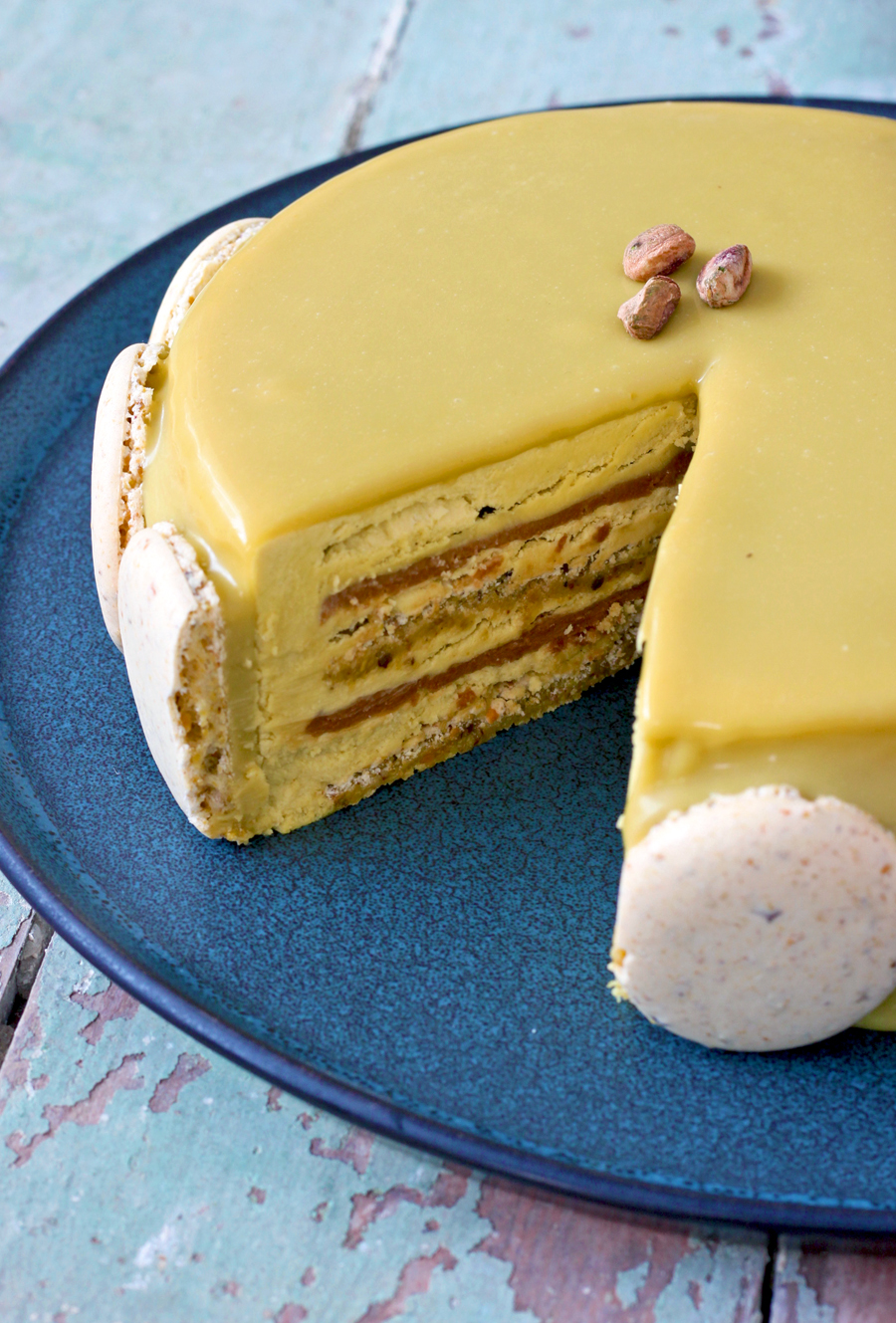 Atelier Gateau Macaron Pistache Les Ateliers De La Cuisine De Bernard